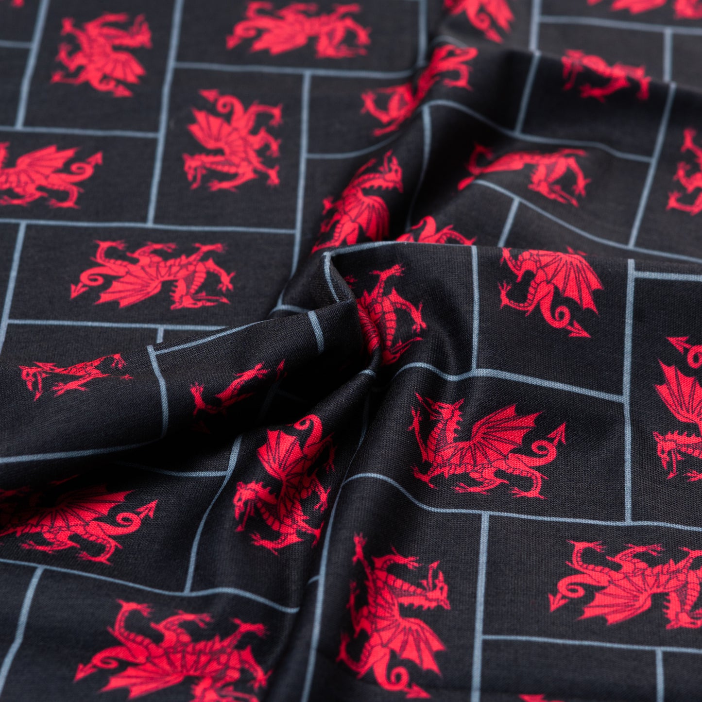 Black Wales Flag Neck Tube Bandana Biker Snood For Men Women