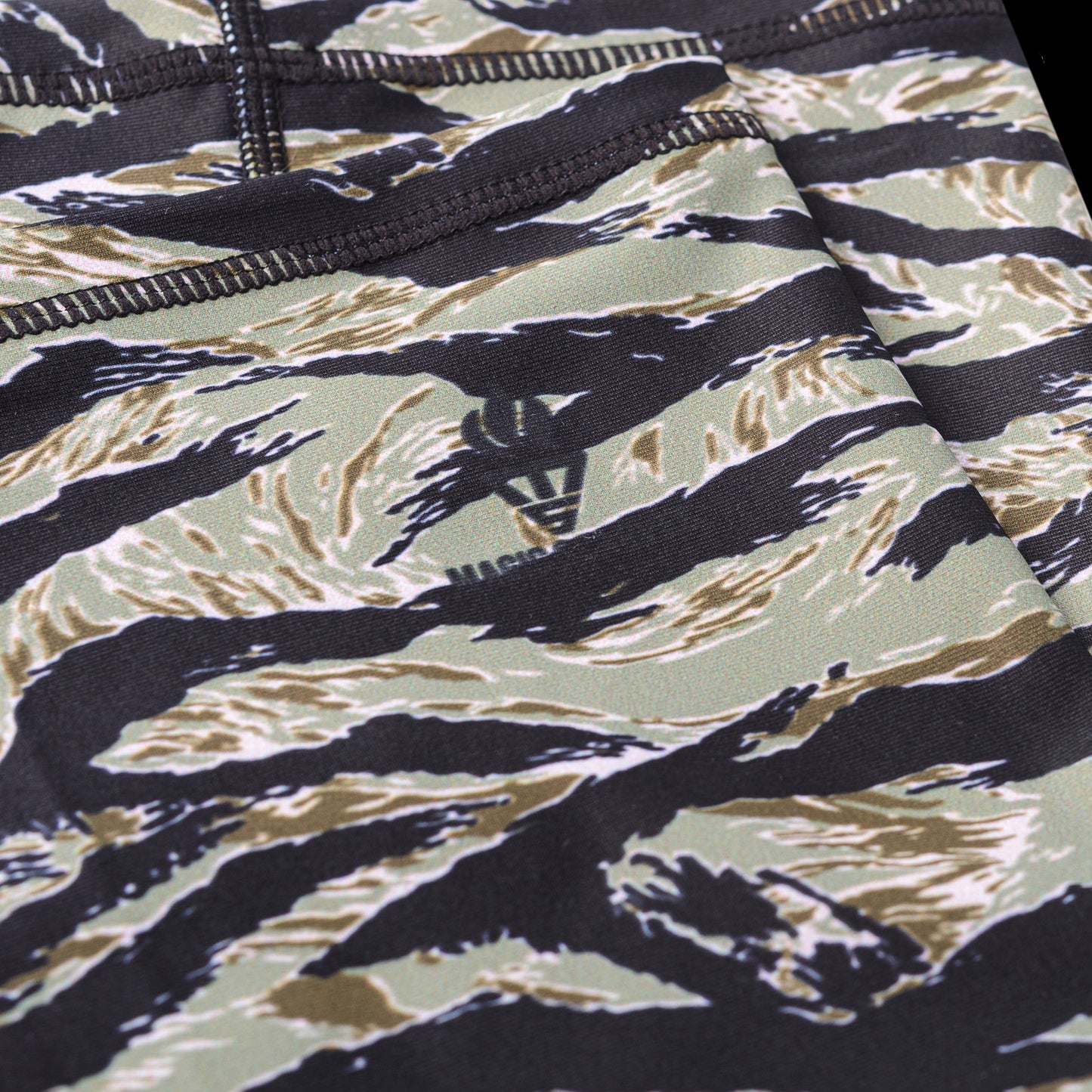 Thermal Tiger Stripe Camo Neck Warmer